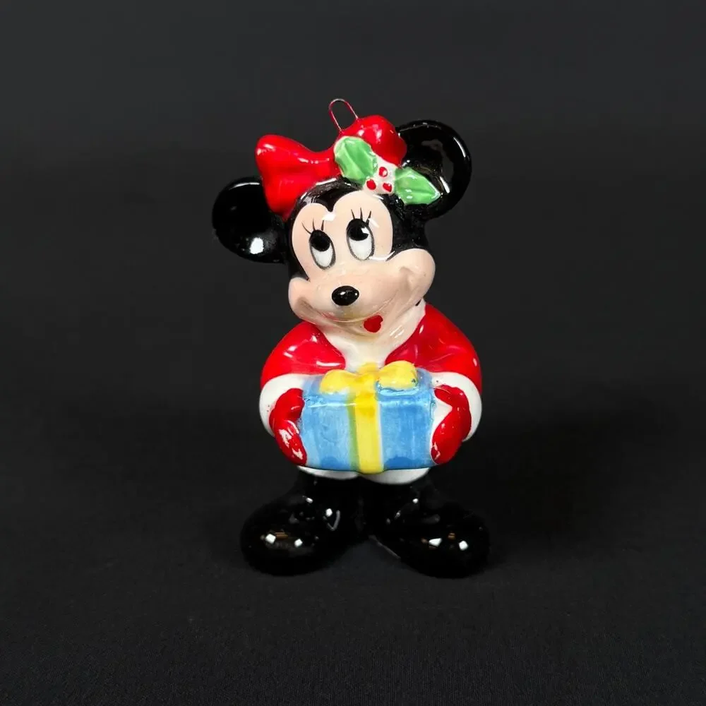 Mickey Minnie Mouse Caroling 3